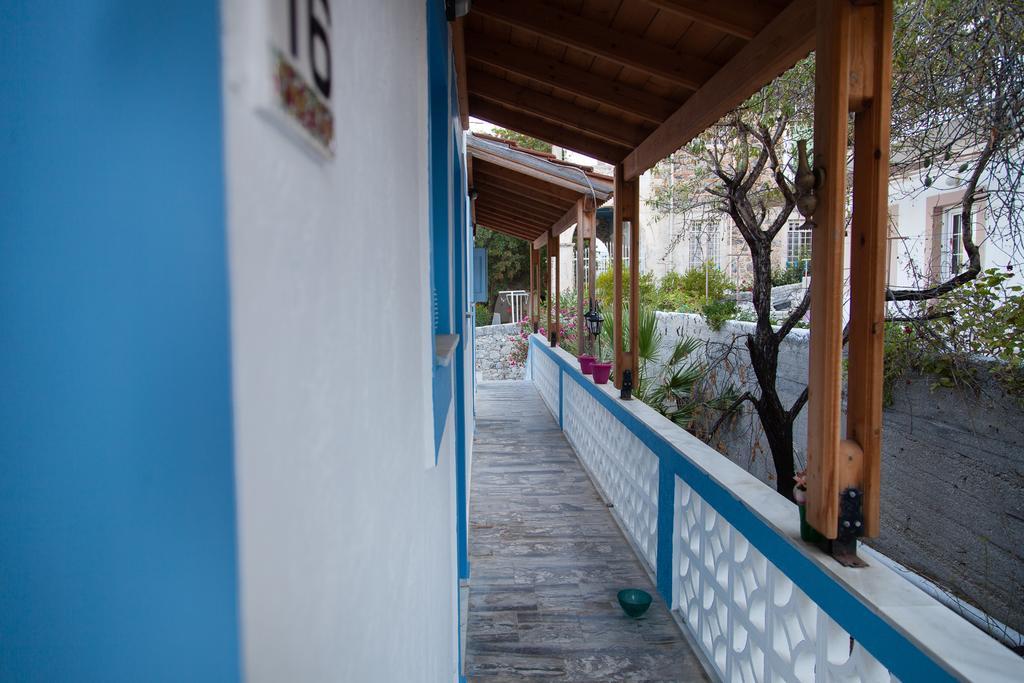 Studios Kollias Panormos  Luaran gambar