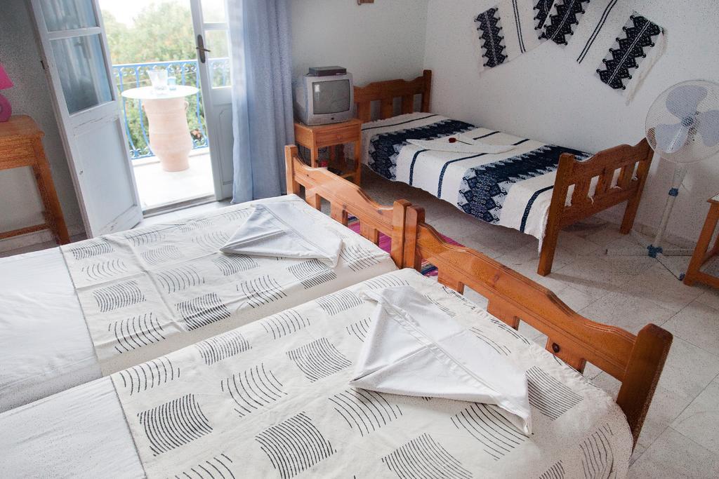 Studios Kollias Panormos  Bilik gambar
